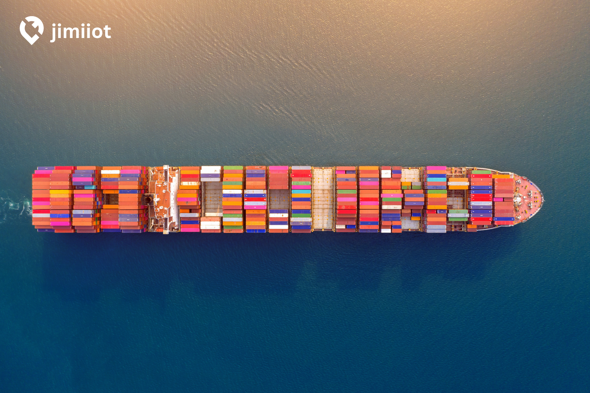 iot-asset-tracking-container-cargo-ship-sea